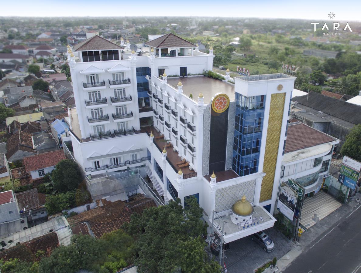 Tara Hotel Yogyakarta Exterior photo